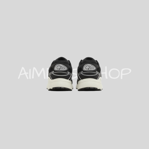 B30's Black and White